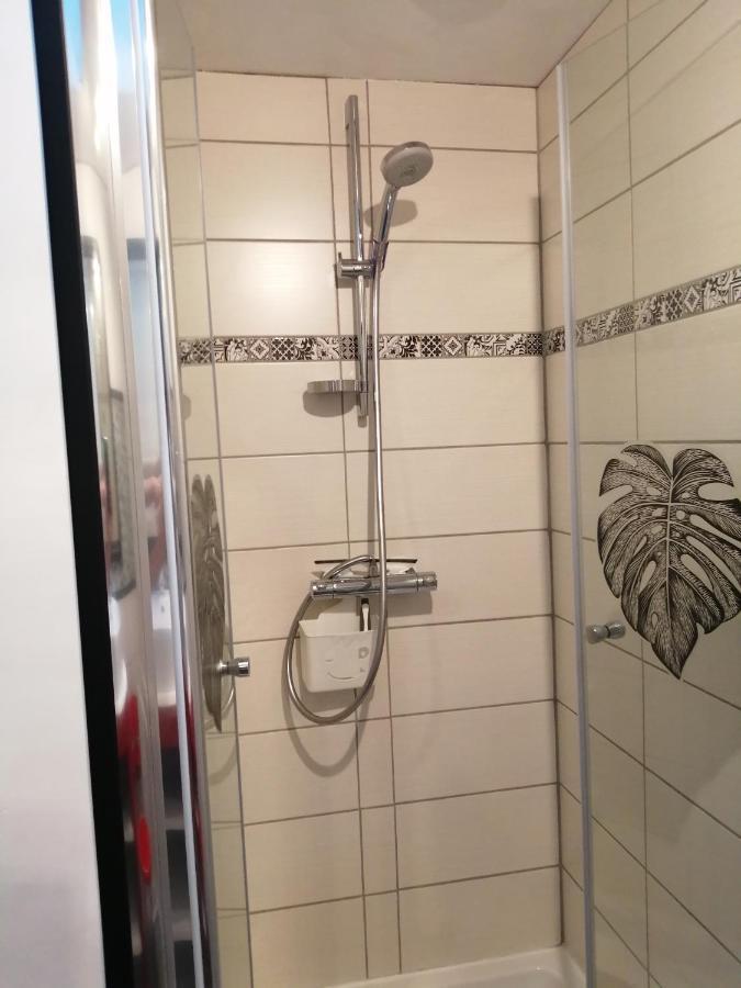 Vendrennes Chez Florymarysol Bed & Breakfast Екстериор снимка
