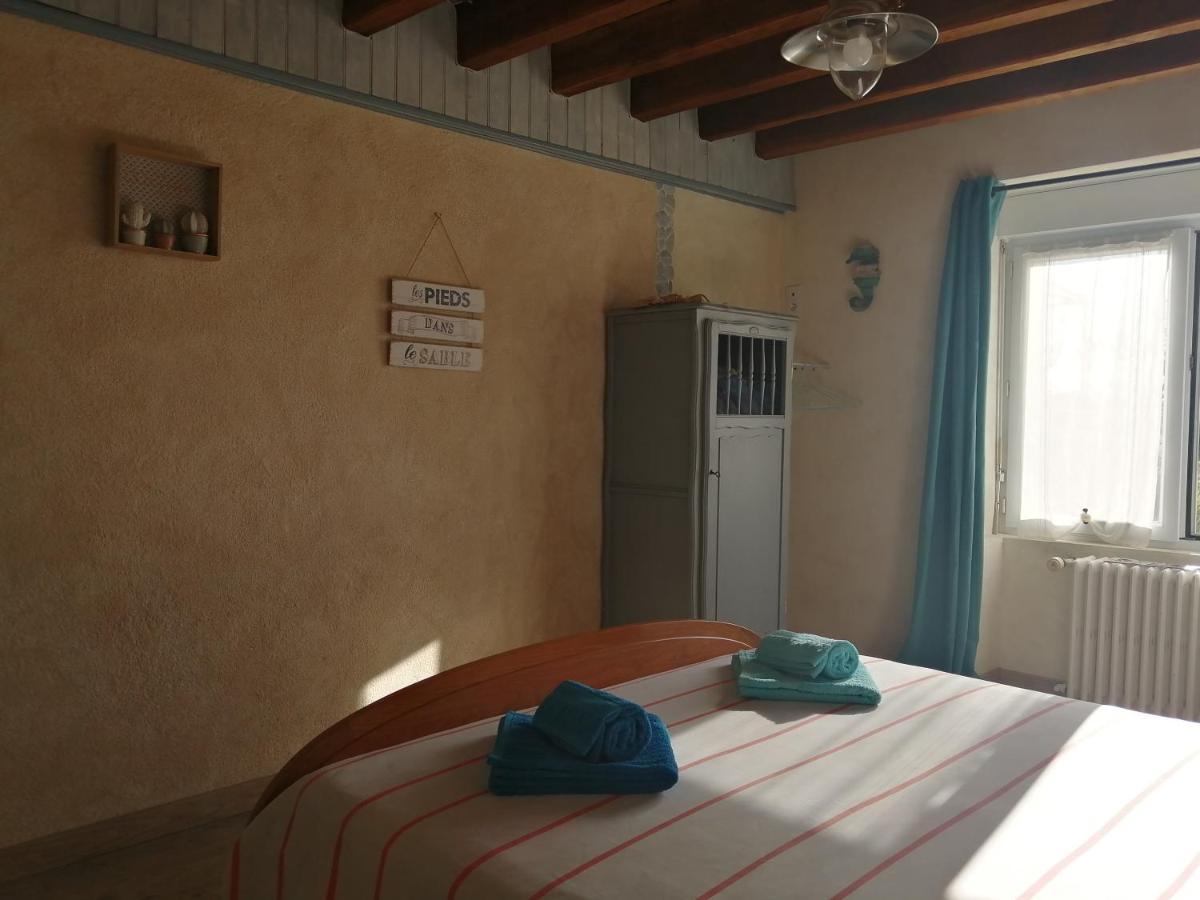 Vendrennes Chez Florymarysol Bed & Breakfast Екстериор снимка