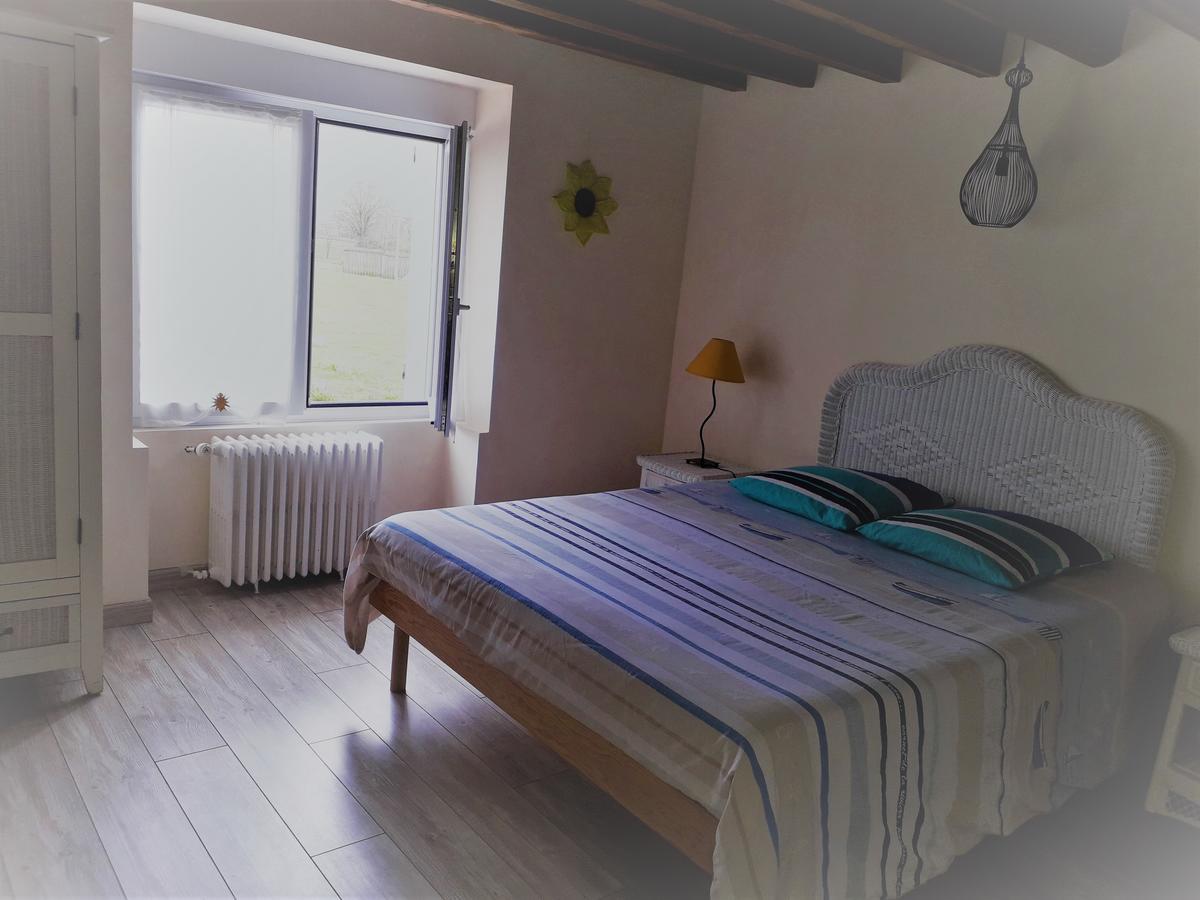 Vendrennes Chez Florymarysol Bed & Breakfast Екстериор снимка
